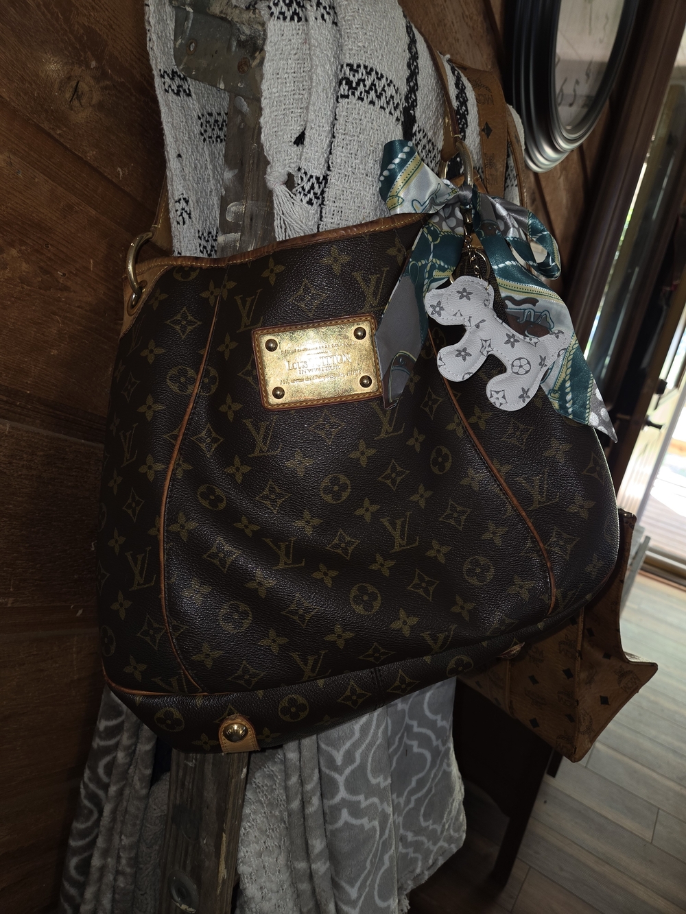 Louis Vuitton Monogram Galliera PM Brown Monogram Canvas Shoulder Bag